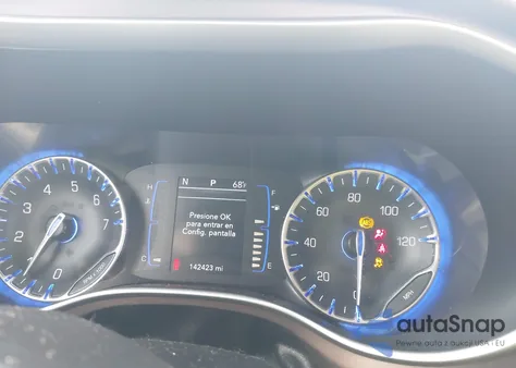 2018 Chrysler Pacifica Touring L из США, поврежденный, VIN 2C4RC1BG4JR120874